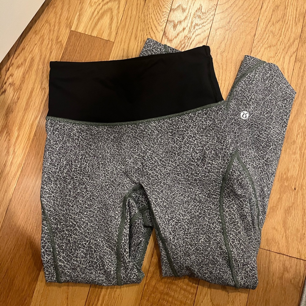 Lululemon Gray and Black Leggings